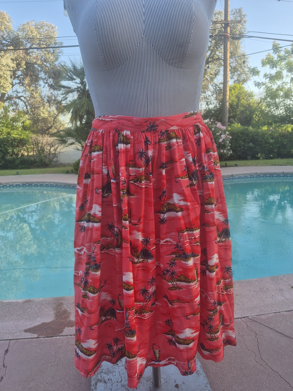 Coral Tropical Hawaiian Print Gathered Skirt Plus